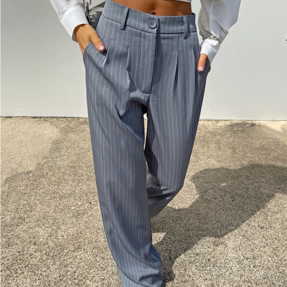 Princess Polly Archer Pants - Pinstripe Grey
Worn once!!
